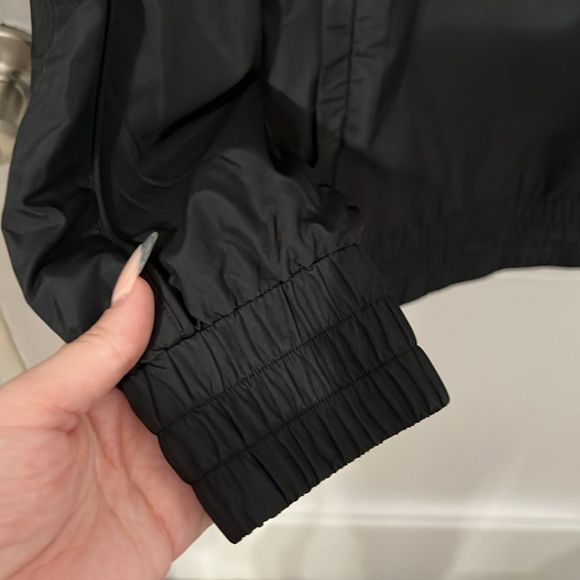 White Fox Boutique X Sarah’s Day Black Windbreaker Jacket - Picture 3 of 9